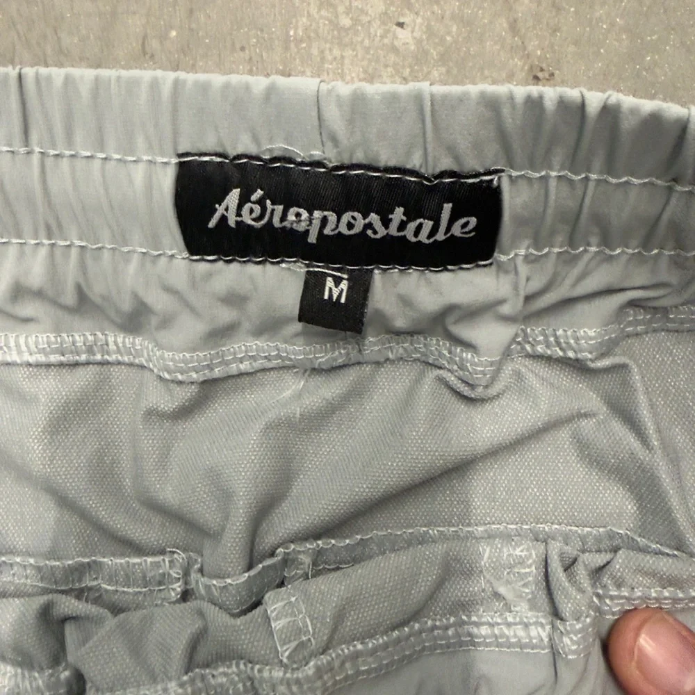 Aeropostale Gray Cargo Jogger Pants